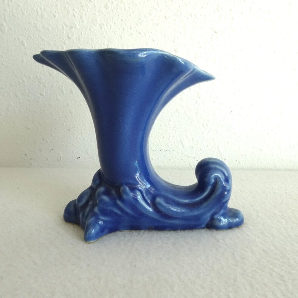 Vintage Cameron Clay Cornucopia Vase Art Deco Blue Pottery 5.25” x 6”